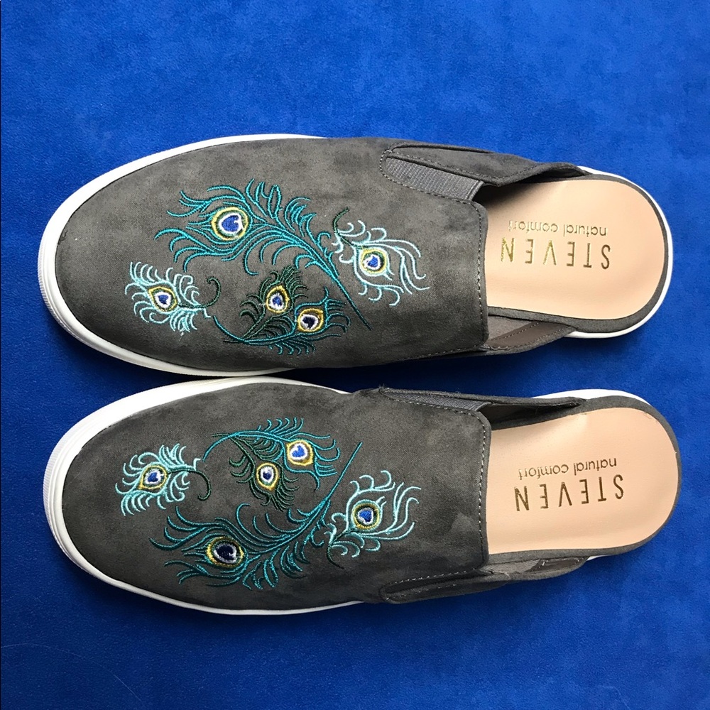 Steven by Steve Madden peacock loafer